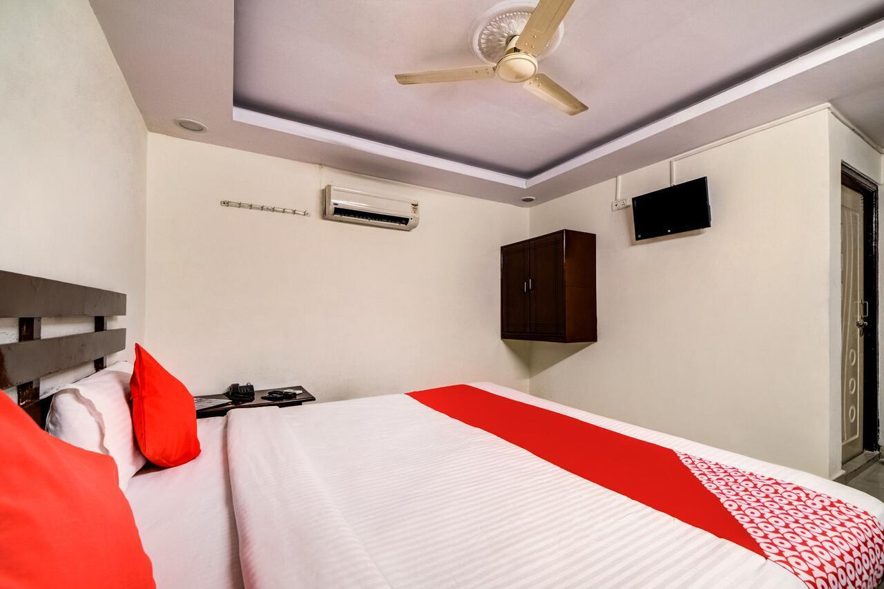 Vaccinated Staff - OYO 33504 Hotel Ananda Inn Hyderabad Exterior foto