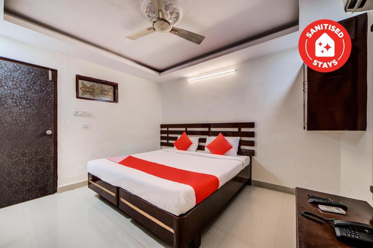 Vaccinated Staff - OYO 33504 Hotel Ananda Inn Hyderabad Exterior foto