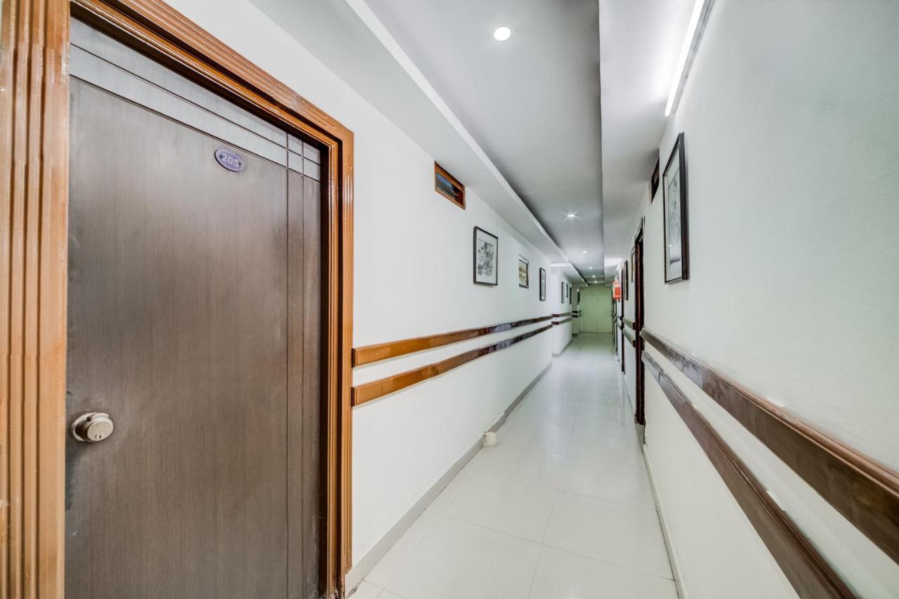 Vaccinated Staff - OYO 33504 Hotel Ananda Inn Hyderabad Exterior foto