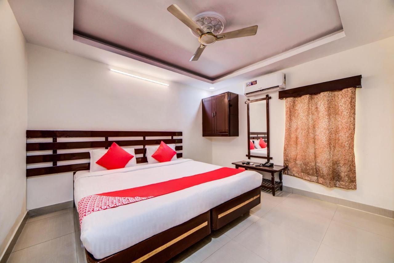 Vaccinated Staff - OYO 33504 Hotel Ananda Inn Hyderabad Exterior foto